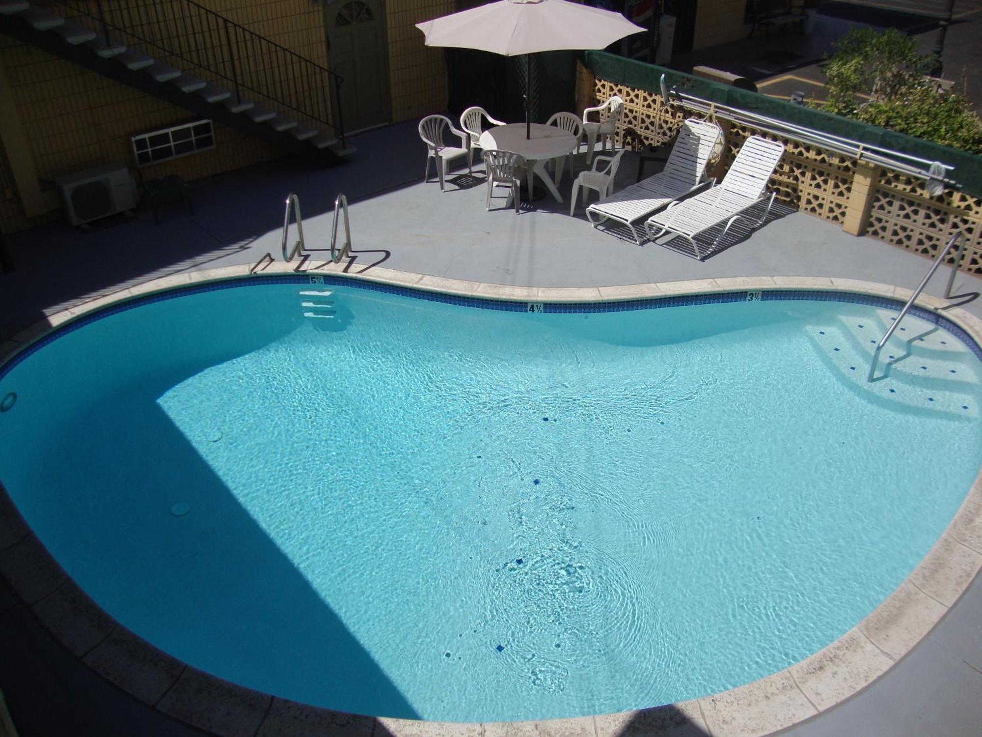 Townhouse Inn And Suites Brawley Exteriér fotografie