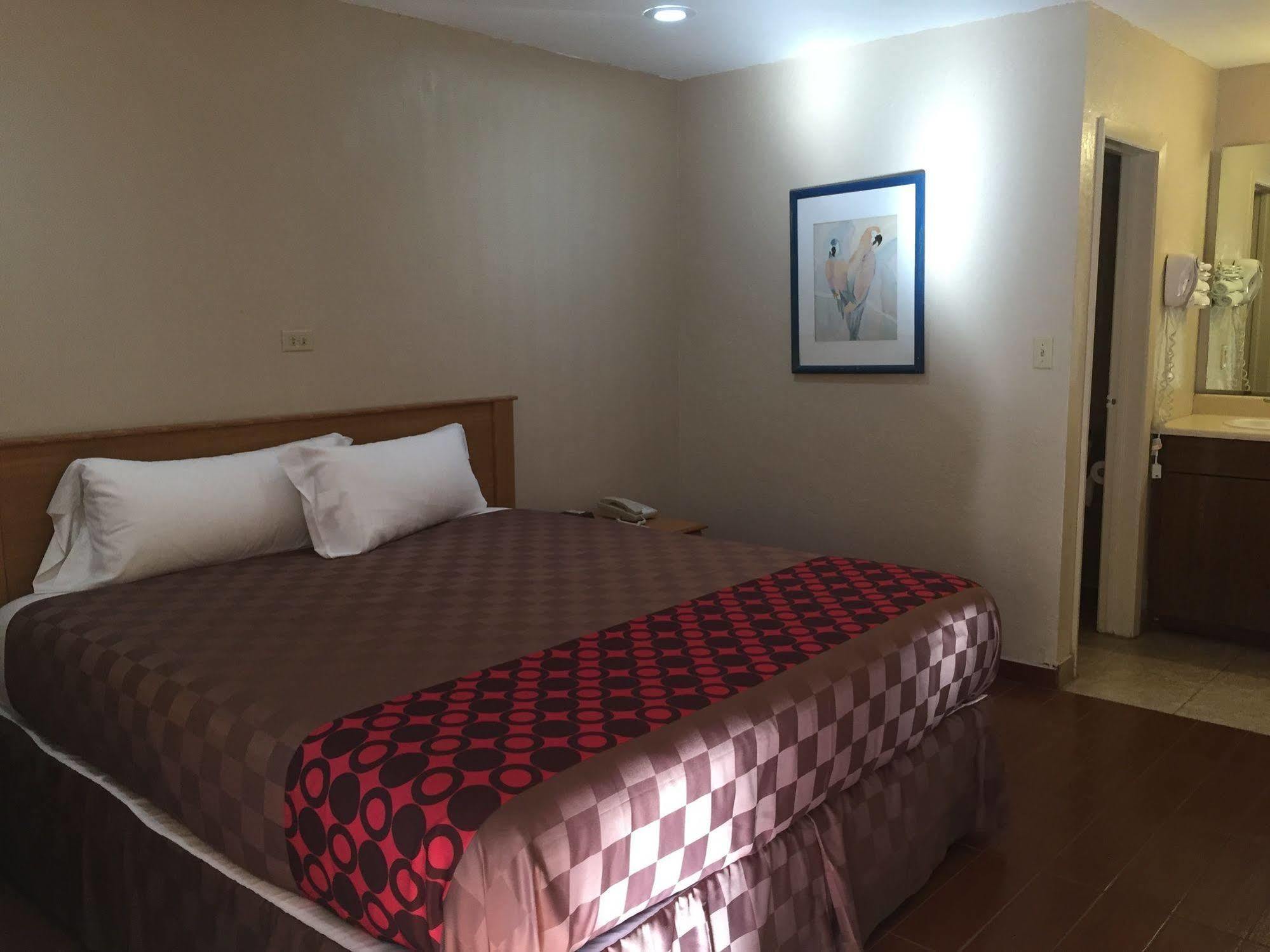 Townhouse Inn And Suites Brawley Exteriér fotografie