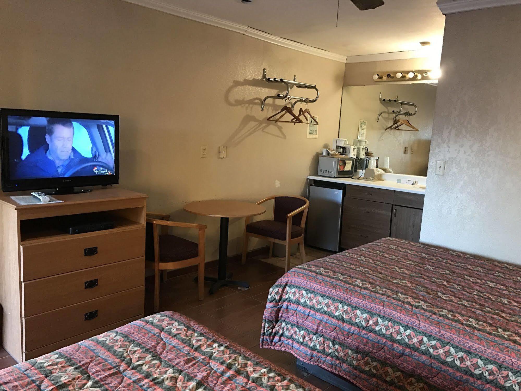 Townhouse Inn And Suites Brawley Exteriér fotografie